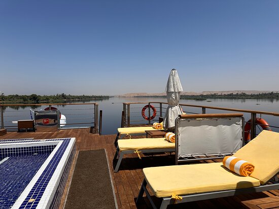Luxor- Aswan- Luxor